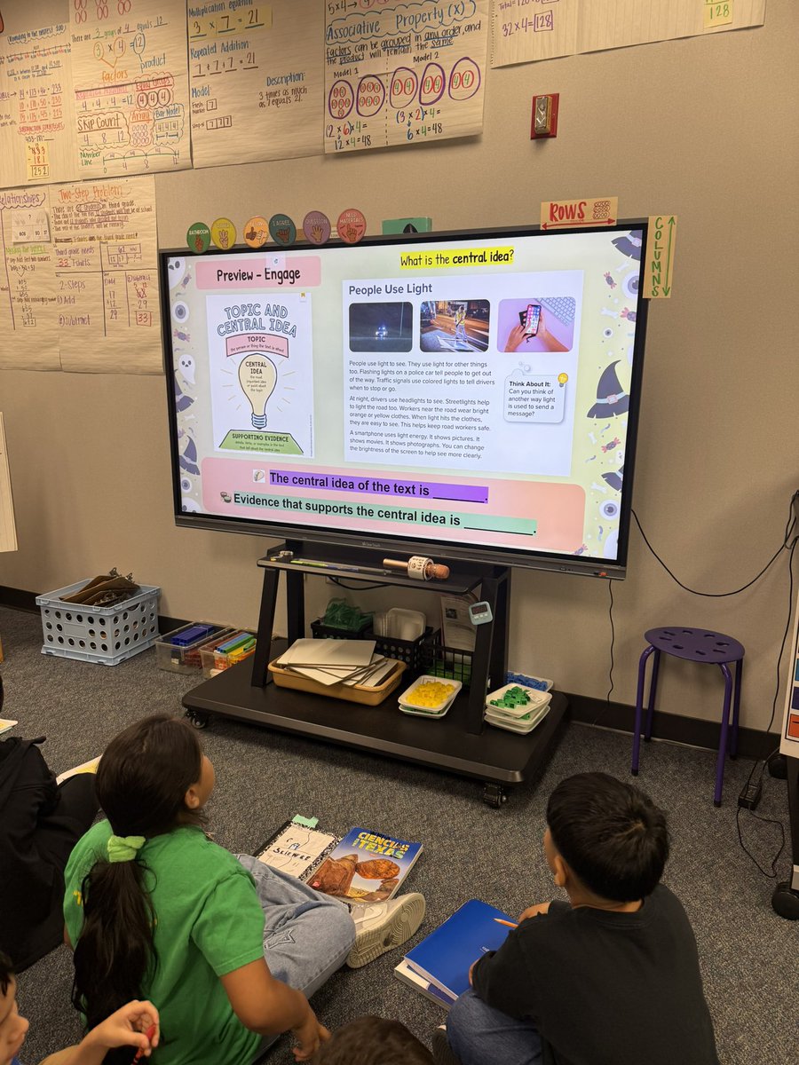 MsFloresjardin's tweet photo. Learning all about how Light Energy helps us on a daily basis ☀️💡🔦 @AliefISD @AliefScience @AliefLearns @HicksTigers https://t.co/9wgns941R9