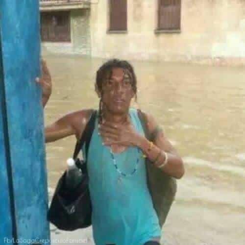 _yo0nni3_'s tweet photo. Che el clima allá en la plata está lindo??? Pq acá se nos cae el cielo KAHSKSK me siento está https://t.co/KWcyLq4GXt