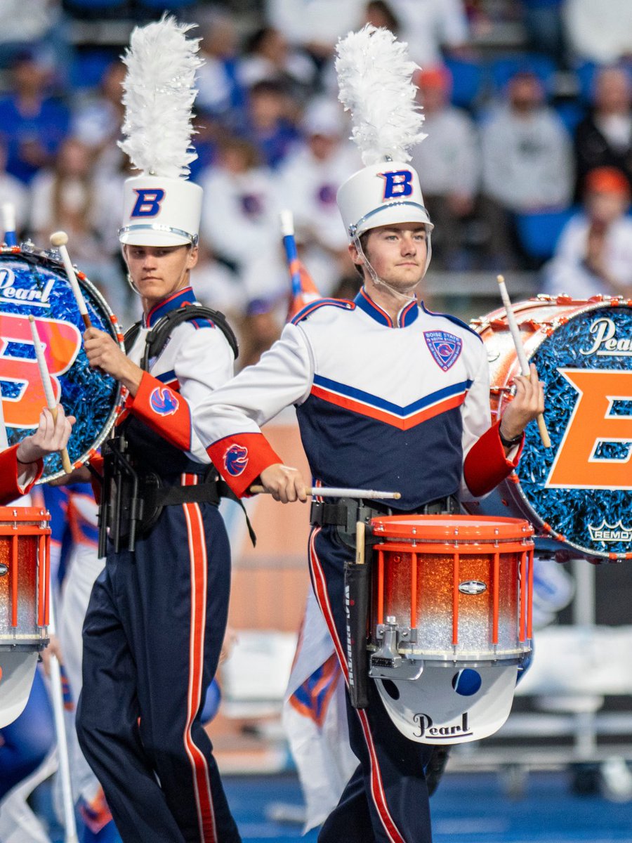 BoiseState's tweet photo. #BoiseState’s Bachelor of Arts in Music doubled enrollment in one year thanks to a fresh redesign. New certificates and minors in music production, arts entrepreneurship, and user research design are expanding students’ career paths. Learn more: https://t.co/ac7hzzssZC https://t.co/E5ObtvufjB