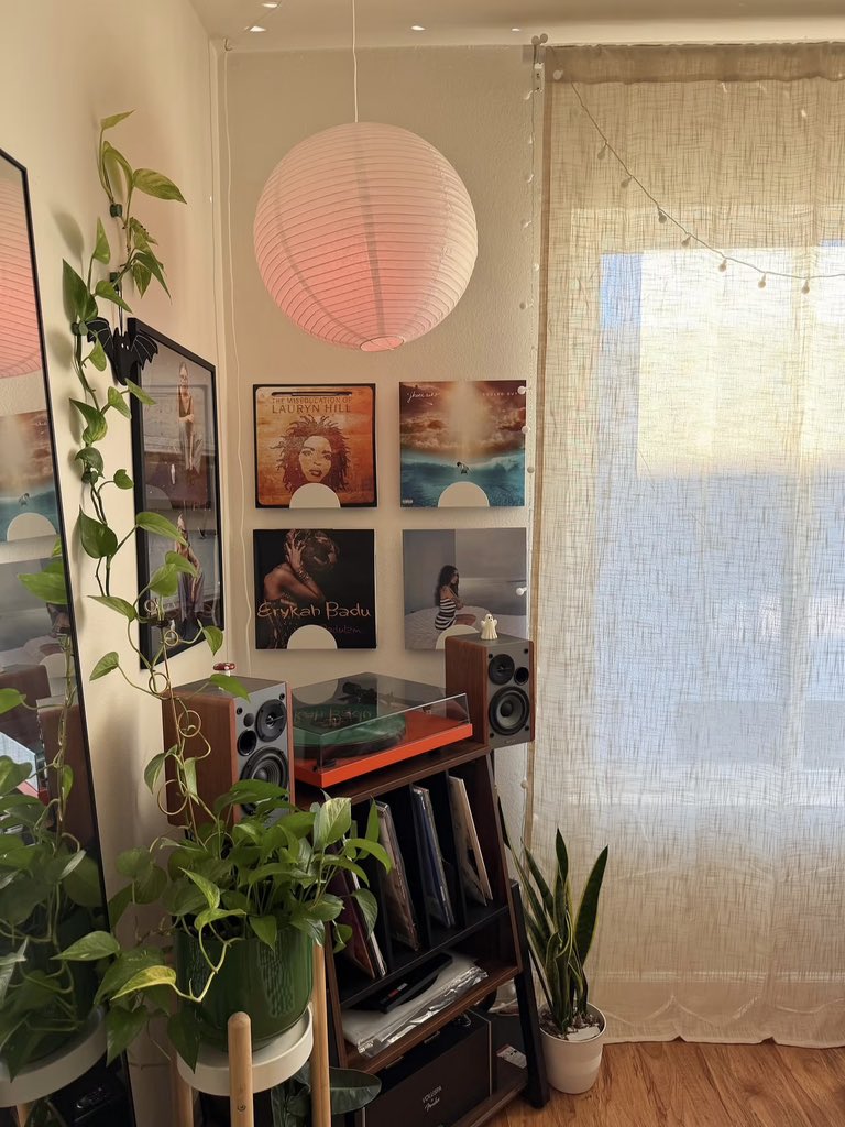 sekarwangikuu's tweet photo. Hotter days call for greener homes. https://t.co/xQWzYZZ19P