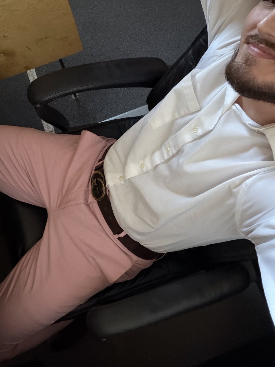 godcomplexin's tweet photo. Intro IG, 

Was on nsfw twit before Elon but shit changes oh well. I’m here to be a degenerate and bit of a schizo by just yapping to my self. Anime, gaming, conspiracies, astrology, kinky. 

27 Latino M. Open to moots and funny people in my phone 

MDNI https://t.co/jON5Yag5ob