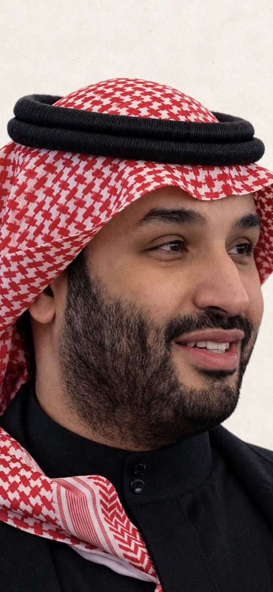 EcoOneE's tweet photo. زعيم الشرق الأوسط #محمد_بن_سلمان 🔥🇸🇦 https://t.co/Okfx47JHt4