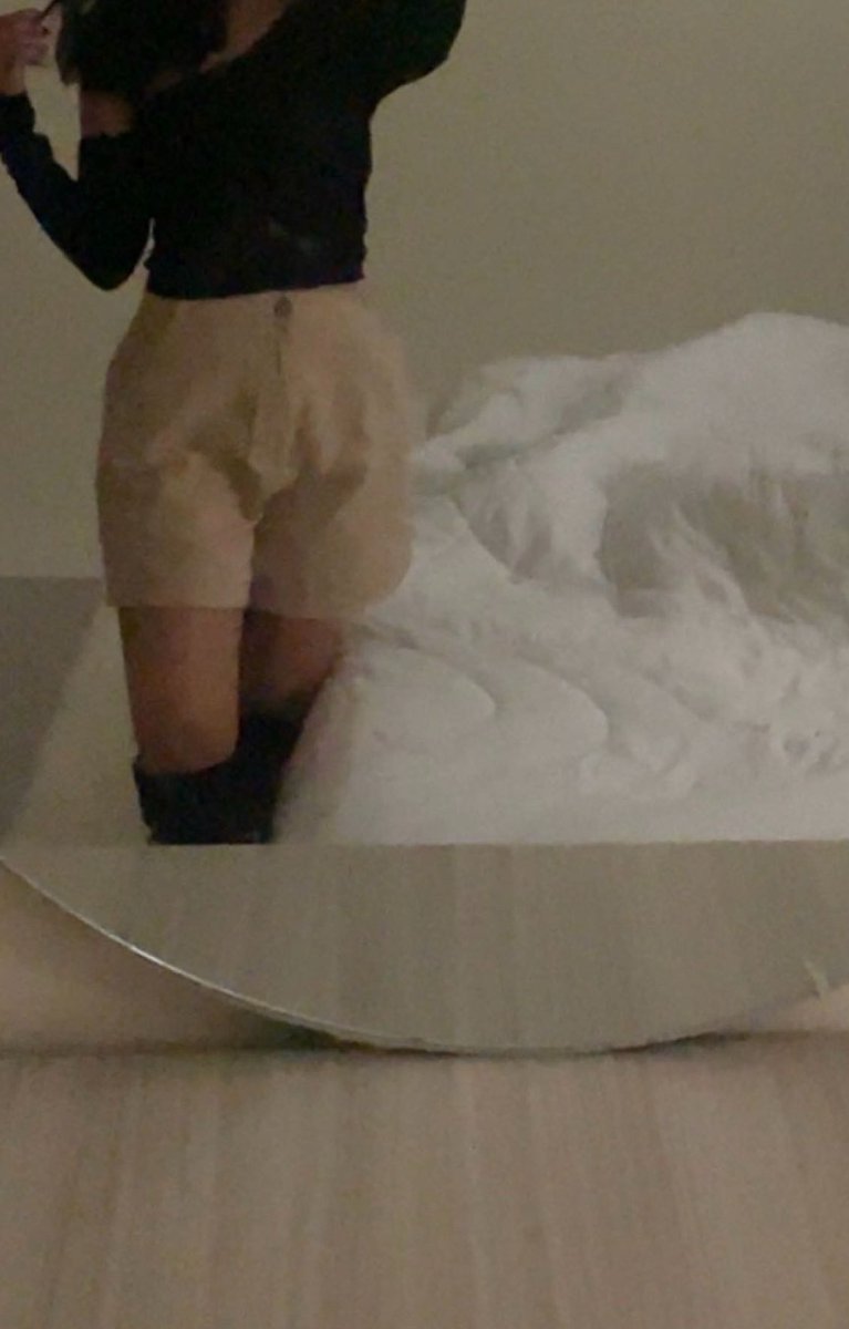8i0v_'s tweet photo. 🏹🖤 https://t.co/dKxcnAXP9a