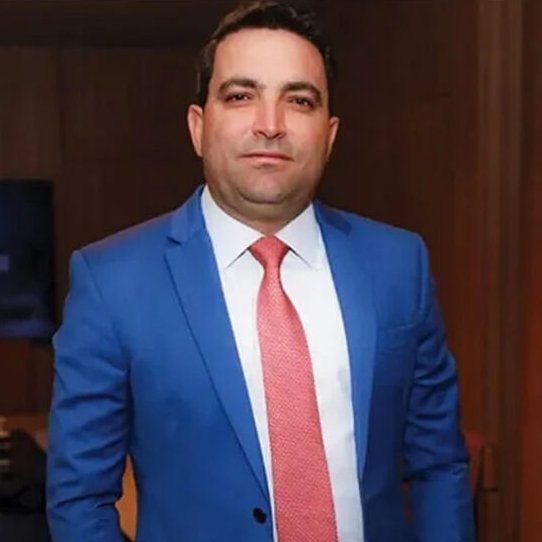 centralreality's tweet photo. 🚨De acordo com o Ministério da Fazenda, Willer Tomaz, amigo de Flávio Bolsonaro, movimentou 5 bilhões em BETS e foi maior apostador do Brasil no ano de 2025. https://t.co/GAZjBHVsOC