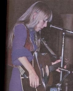 jonimitchell's tweet photo. Imagine Joni performing at your school…

Photos from the SUNY yearbook captured in October 1968. https://t.co/S7LuE7zd8n