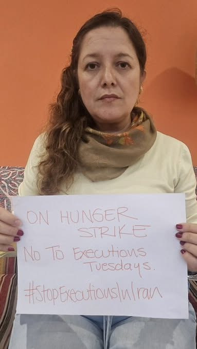 MinaEntezari's tweet photo. Oct 20: MEPs stand in solidarity with Iran’s political prisoners for the #NoToExecutionTuesdays campaign (day of transfer to solitary before execution). #StopExecutionsInIran Thanks @Ginitastar, 
@SRfreedex_LMG &amp; all MEPs, esp
@petras_petras.
#نه_به‌_اعدام https://t.co/kFX0rXDKe4