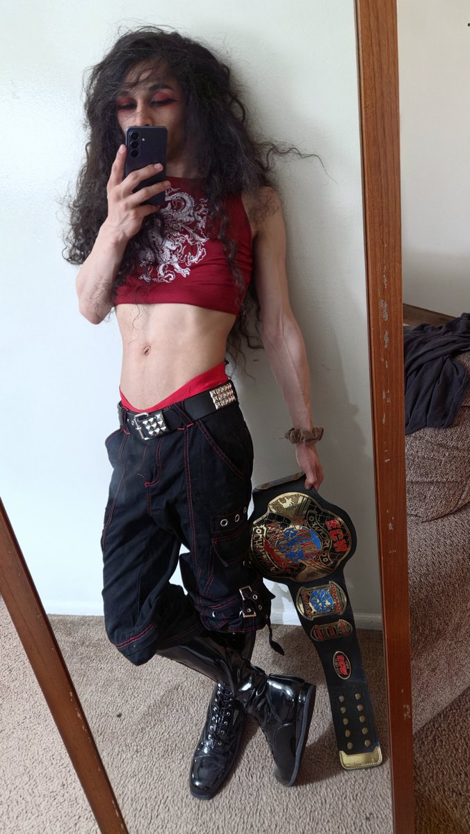 maximelttt's tweet photo. does doggy style imply that I get a treat afterwards????
#TummyTuesday #t4t #puptwt https://t.co/P4jpIj2b2z