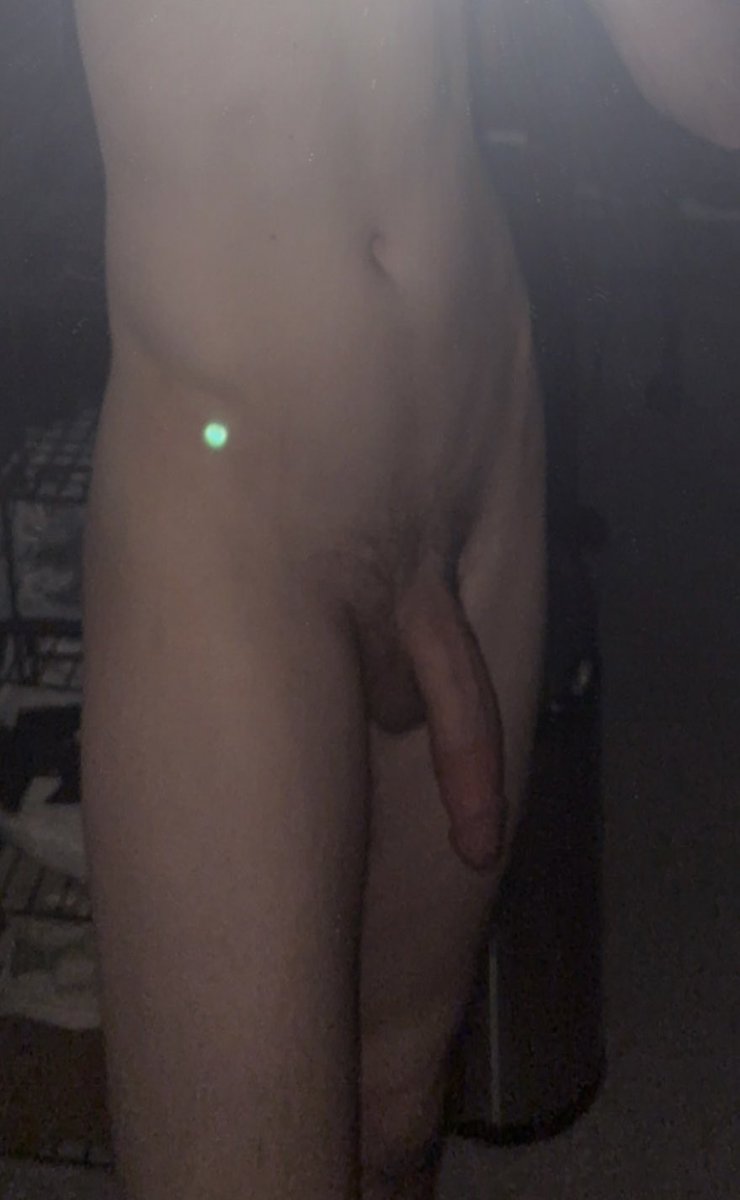 anthonybwc2's tweet photo. wanna see it get hard? #bwc #cock #soft #dick https://t.co/Ei3GziM8Xj