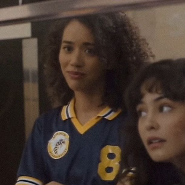 taivanonly's tweet photo. little miss pretty face was everyone’s crush in that high school https://t.co/pfFornDgwI