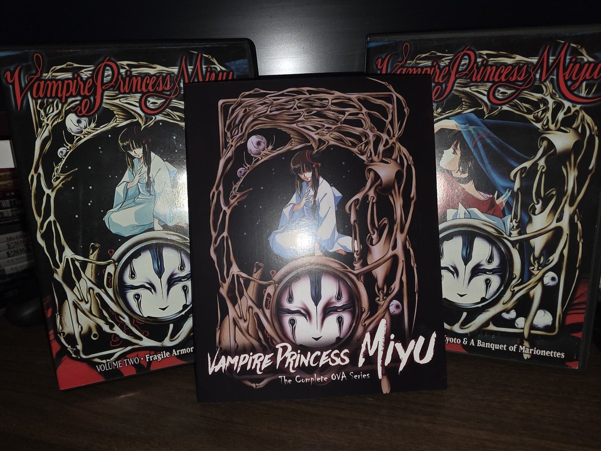 Darth_Tallis's tweet photo. @MediaOCD Old meets New. My 25 year old DVDs greet the new Blu-ray. :) https://t.co/9ghyAJT4QL
