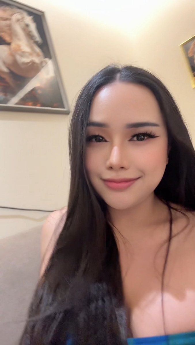 veaxsie's tweet photo. I’m vanesza ladyboy from Thailand 🇹🇭 
I’m 26 years Weight 72 k. Tall 176 cm. 
#ladyboy_khobar 
#ladyboy_dammam 👙🍼🙈 https://t.co/kzfqbysQuL