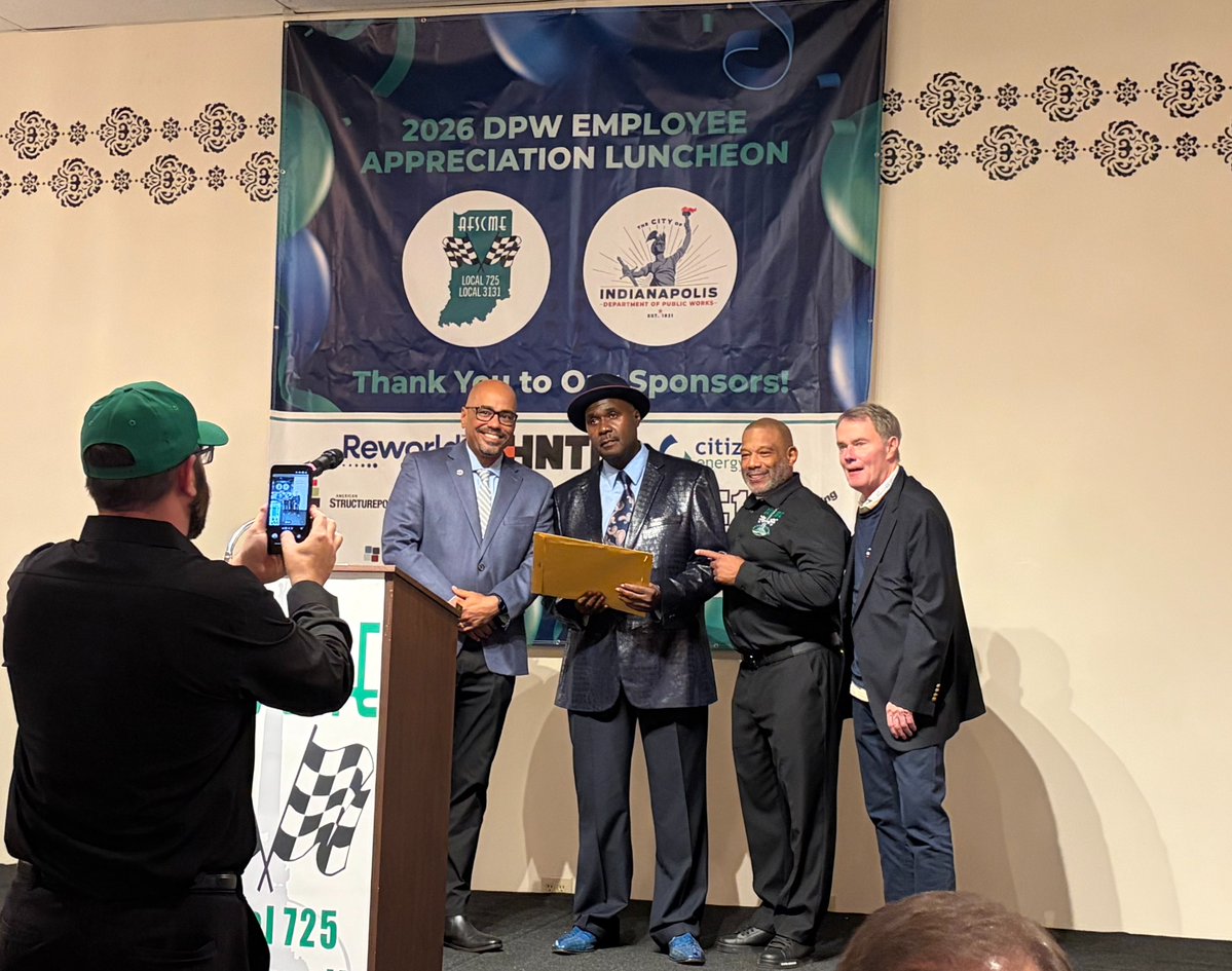 IndyMayorJoe's tweet photo. No matter the season, weather conditions, or time of day, the men and women of @indydpw consistently show up to keep our city moving. That is why I was proud to celebrate their hard work at the annual DPW Employee Appreciation Luncheon. https://t.co/TfLjJMimlz