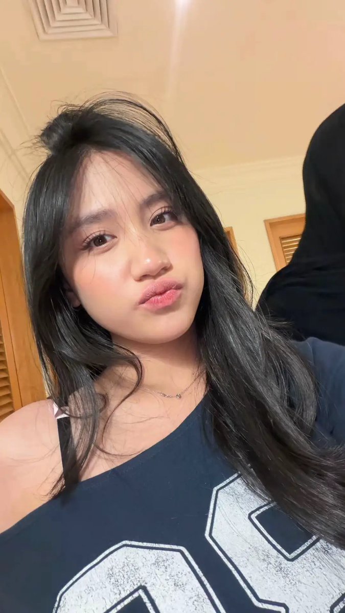 partofnclscnd1's tweet photo. Psti penuh isinya keluarin https://t.co/RbZuktGjWP