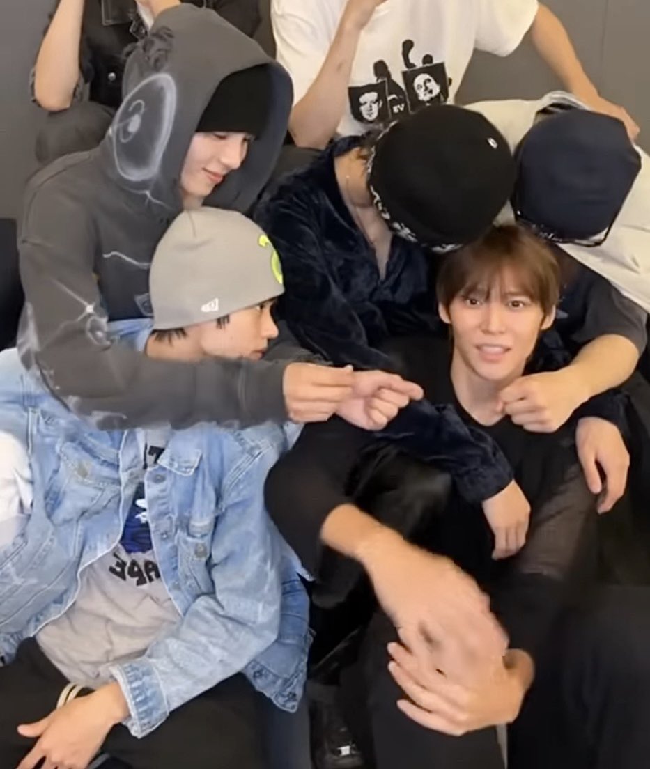 rightnseok's tweet photo. https://t.co/VAoWeOchv5