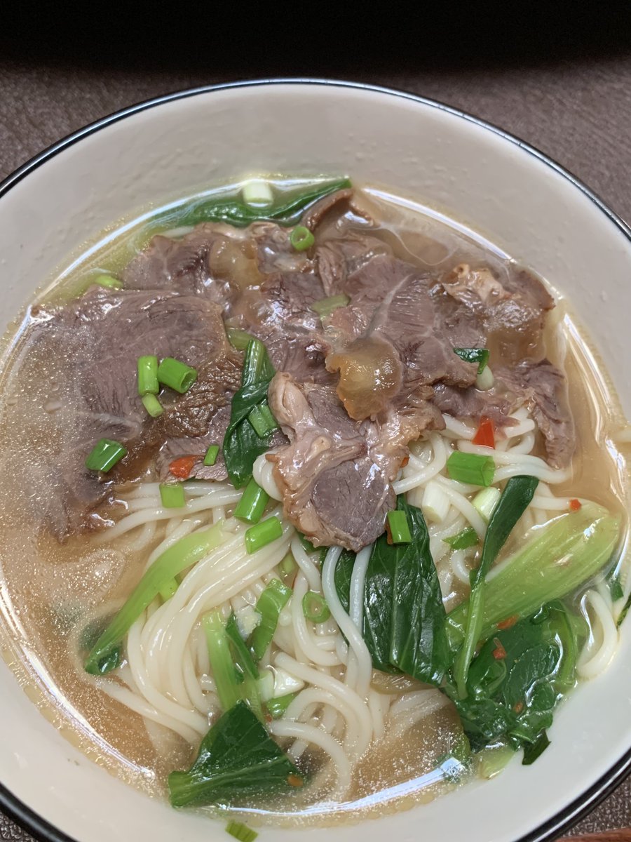 o_o77710's tweet photo. 小猫大厨最近的作品🤤只有第二张是去年去日本的时候在朋友家做的超超超超浓咖喱 其他都是最近的 虽然最后一张看起来黑黑的但其实特别入味 受到了好朋友们的一致好评✧₍^˶- ˕ -˵^₎✧ https://t.co/NDhK7q5EPq