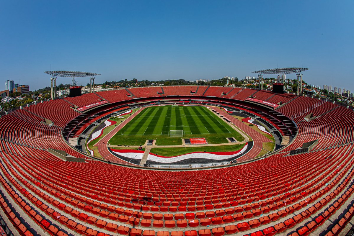 jimeoandkooliet's tweet photo. EXIGIMOS A ESTRUTURA COMPLETA NO MORUMBIS! O ESTÁDIO COMPORTA ELA E NÓS PAGAMOS POR ISSO!!

@LiveNationBR RESPONDA O ARMY

#LiveNationBrasil 
#RespeitoAoConsumidor https://t.co/Ad121sXxdY