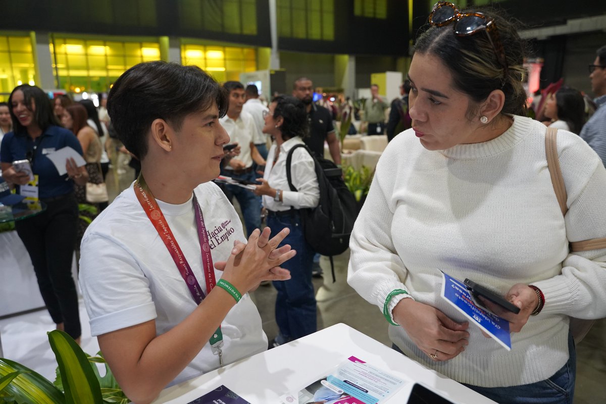 childrenIntCol's tweet photo. Conectar el talento joven con oportunidades laborales transforma regiones. Por eso, participamos en Caribe Biz 2026 para fortalecer alianzas con empresas e impulsar la empleabilidad de jóvenes de Barranquilla, Cartagena y Santa Marta a través de Hacia el Empleo. https://t.co/FMLPChjv2d