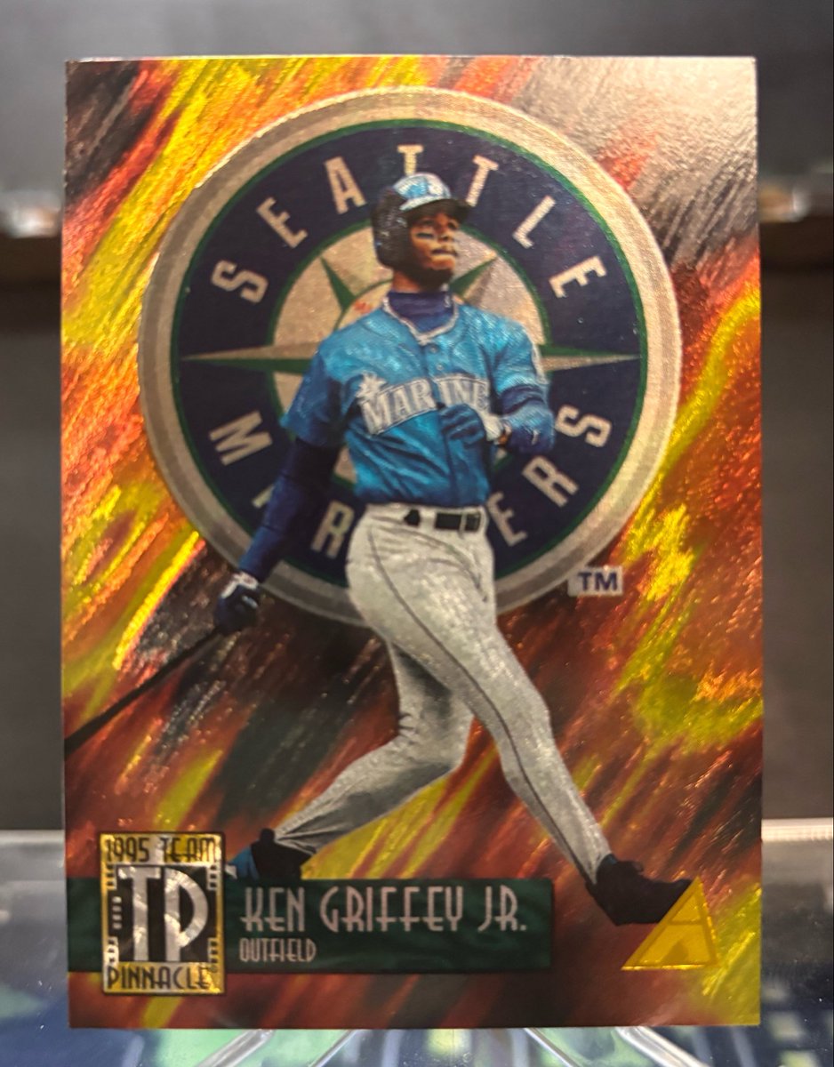 stackcitycards's tweet photo. Here are some cards I just had to keep:

My first ever card shop purchase:

1995 Team Pinnacle Griffey/Bonds (on the back) https://t.co/gzpYxB4Sww