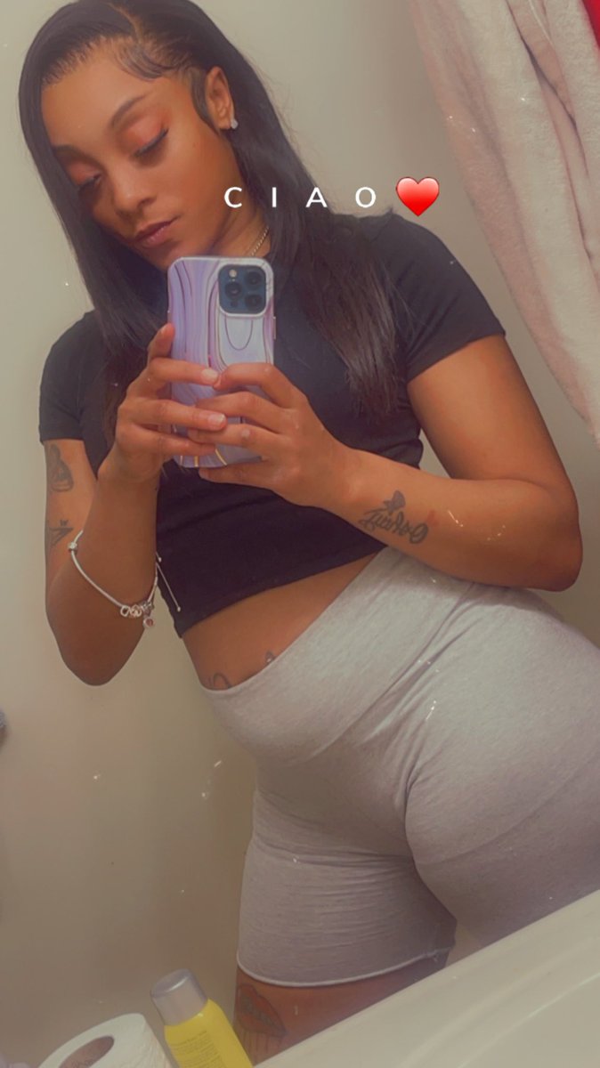 DomoDior29's tweet photo. Always been that 1 😘❤️‍🔥😏 Never That 2 https://t.co/gLXL67TJ30