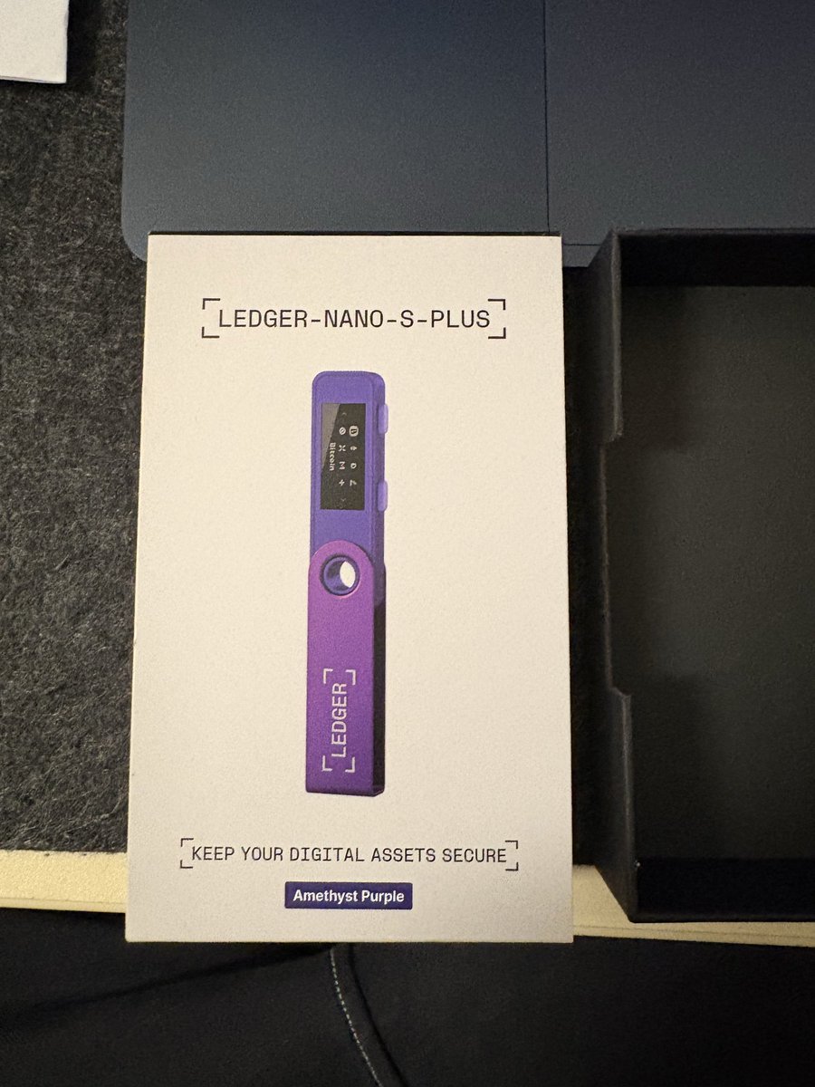 samevilta's tweet photo. Bought a Ledger from MediaMarkt/Saturn on May 12. Never used it because I managed to fix my old Nano.

Now people are opening theirs looking for hardware implants.

I’ve got an unused one sitting here. Should I open it? https://t.co/TRpiUp5o6T