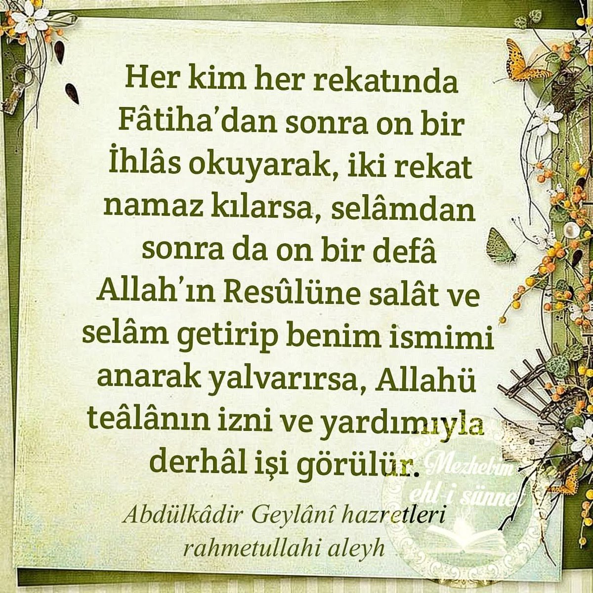 mehlisunnet's tweet photo. 🌹 Abdülkâdir Geylânî hazretleri rahmetullahi aleyh 

🔸 Abdülkâdir-i Geylânî hazretleri doğmadan önce, Bağdad’da bulunan âlim ve evliyâ zâtlar, onun doğacağını müjdelemişlerdir. 

🔹 Babası, Abdülkâdir-i Geylânî hazretleri doğmadan önce, rü’yâsında Peygamber efendimizi aleyhisselâm, Eshâb-ı Kirâmı ve evliyâyı gördü. 

Peygamber efendimiz ona; “Yâ Ebâ Sâlih! Allahü teâlâ bu gece sana çok kâmil bir erkek evlâdı ihsân etti. O benim evlâdımdan, soyumdandır. Onun derecesi ve şânı başkalarından çok üstün ve yüksek olacak” buyurarak müjdeledi. 

🔸 Annesi şöyle anlatmıştır: “Oğlum Abdülkâdir doğduğunda, Ramazân-ı şerîf başlamıştı. Birinci gün, imsak vaktinden güneş batıncaya kadar süt emmedi. Bu hâli, diğer günlerde de devam etti. Ramazân-ı şerîf boyunca, gündüzleri hiç süt emmedi. Anladım ki, Ramazân-ı şerîfe hürmet ediyor, oruç tutuyordu.

👉 Abdülkâdir Geylânî hazretlerinin rahmetullahi aleyh hayatı için;

✍️  https://t.co/yq7MCJG6kT