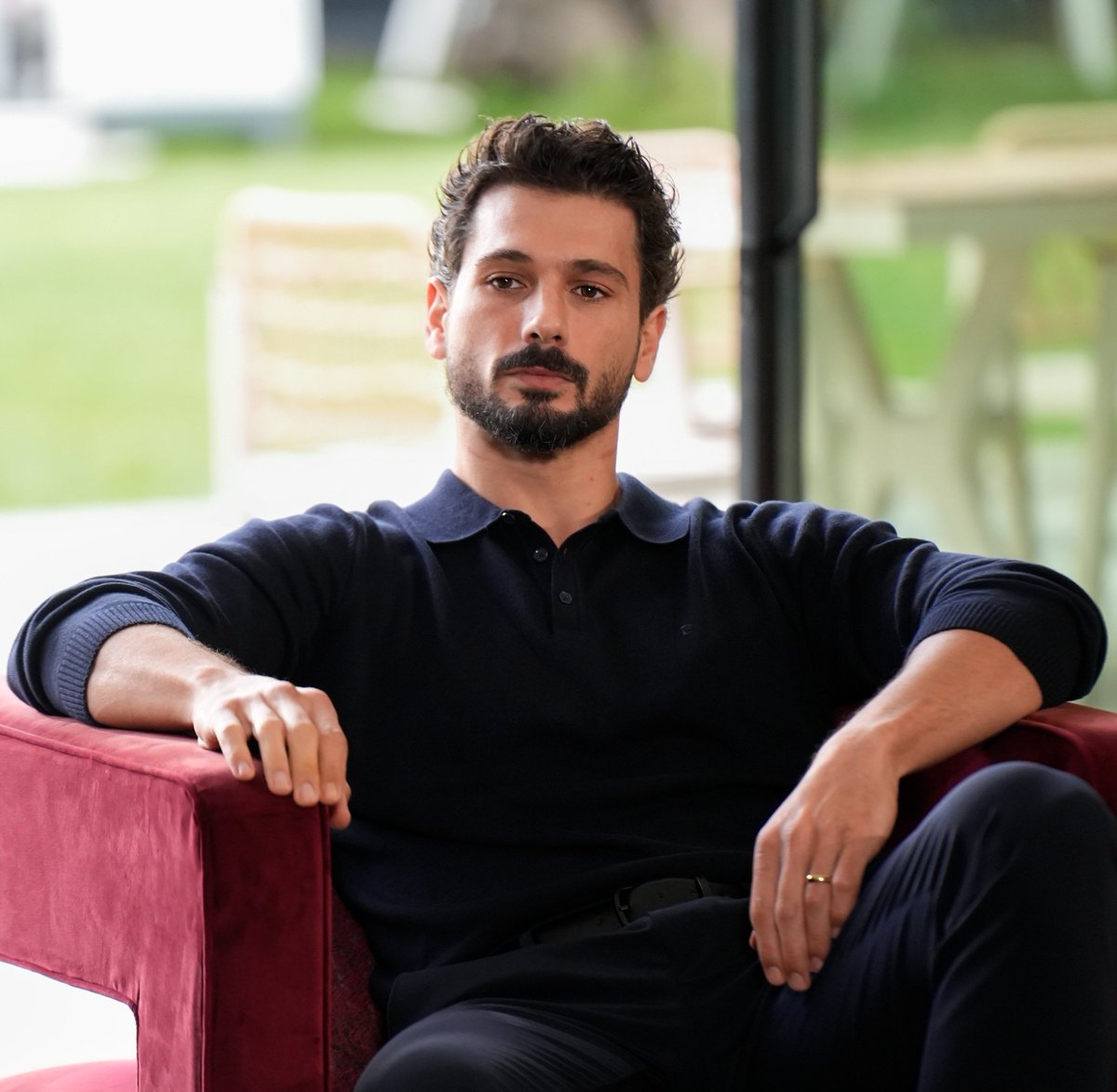 aslana_forever's tweet photo. @Yeralti_Dizi @nowtvturkiye @medyapimresmi Remember #DenizCanAktaş charisma✨respect his talent=his status of star lead actor 💫💯 and WRITE BETTER #HydarAli 🦁🔥 character on #Yeraltı
ALSO ✍🏼 ALI❤️‍🔥 CAREFULLY as part of #AlCey scenes
and GIVE DCA MORE TIME SCREEN and ACTION SCENES 💥🔥,HURRY UP, YOU'RE 18 EPS LATE ❗ ❗ https://t.co/gM1gxVyzFH