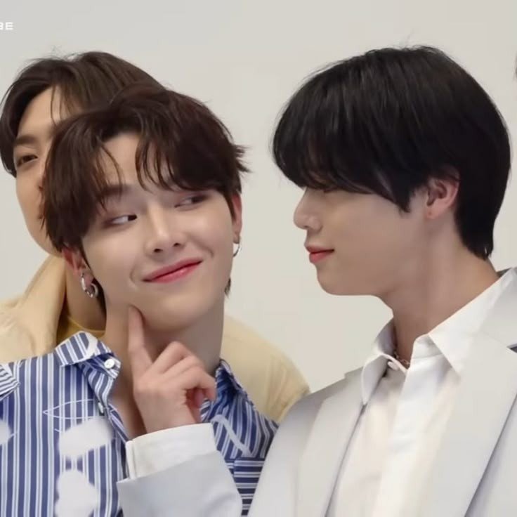 lovelyweno's tweet photo. nico being k's playful silly second son pt.2 a long thread (k birthday special 🥳💗) https://t.co/z3qrg043dH