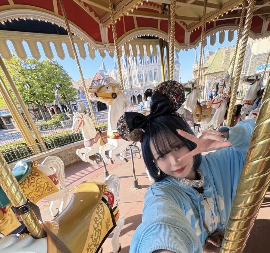bonna_VVT's tweet photo. おやすみ🎠🪞💙 https://t.co/7gNUCoVwIp