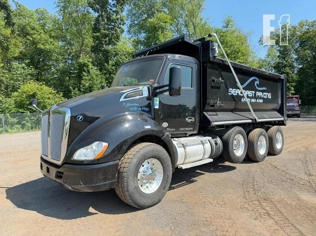 MDTraderdotcom's tweet photo. Don't miss the 17th Annual Fall Auction! View the lineup online and place your bids today!
📍Windsor Locks, Connecticut
📅October 24, 2026

Browse equipment here ➡️ https://t.co/YoUKDJ3U5N

#MDTrader #Auction #EquipmentFacts https://t.co/K0tnhSQhLU