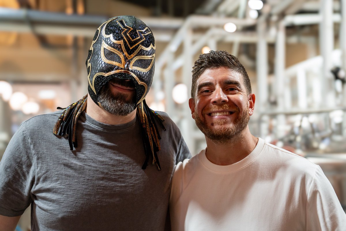 BallastPoint's tweet photo. Excalibur left Detroit with $2,500 and a Dodge K car to chase lucha libre. Now he’s the voice of @AEW, and he recently called a show at Wembley with close to 50,000 people watching.

He sits down with Jeff to talk about all of it.

Full episode out now: https://t.co/7NPsnJPwjp https://t.co/xdZGJgJlOM