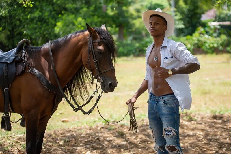 RealStreamen's tweet photo. Wanna be a saddle? 🤠 

Model: joshhuntt
#gay #gaymen #sexy #queer #queermen #stud #handsome #abs #fitguy https://t.co/3RvhN3ocvo