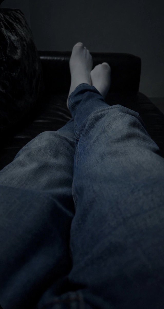 MasterSayf's tweet photo. Socks on. 
Time to start the day dogs. https://t.co/TDHjCJoZKw