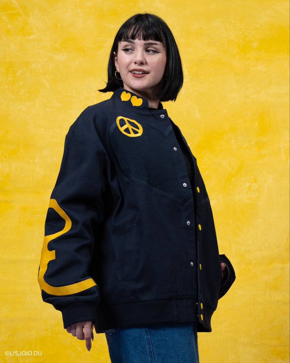 HandsSteady's tweet photo. JoJo’s Bizarre Adventure Diamond is Unbreakable -  Josuke Jacket

Available 5pm est Oct 23rd

Text JOJO to 49469 for updates and early access

Available in North America, Central America, and South America, Oceania, and Europe
©L/S,JOJO DU
#jjba https://t.co/YVfj1gydxf