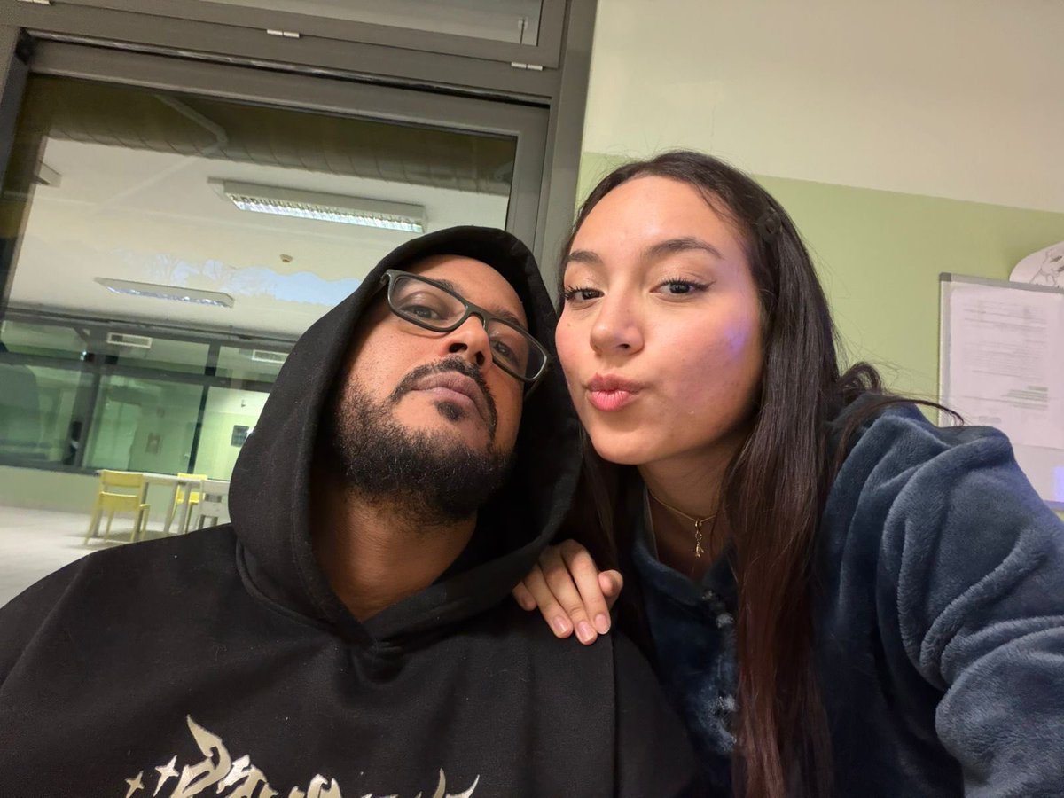 LoloPOVshootz's tweet photo. Qué tal su martes? Un saludo de mi parte y @NoGagLola 🙌🏽 #Pareja #contenido #nsfw https://t.co/eabdHXZJSW