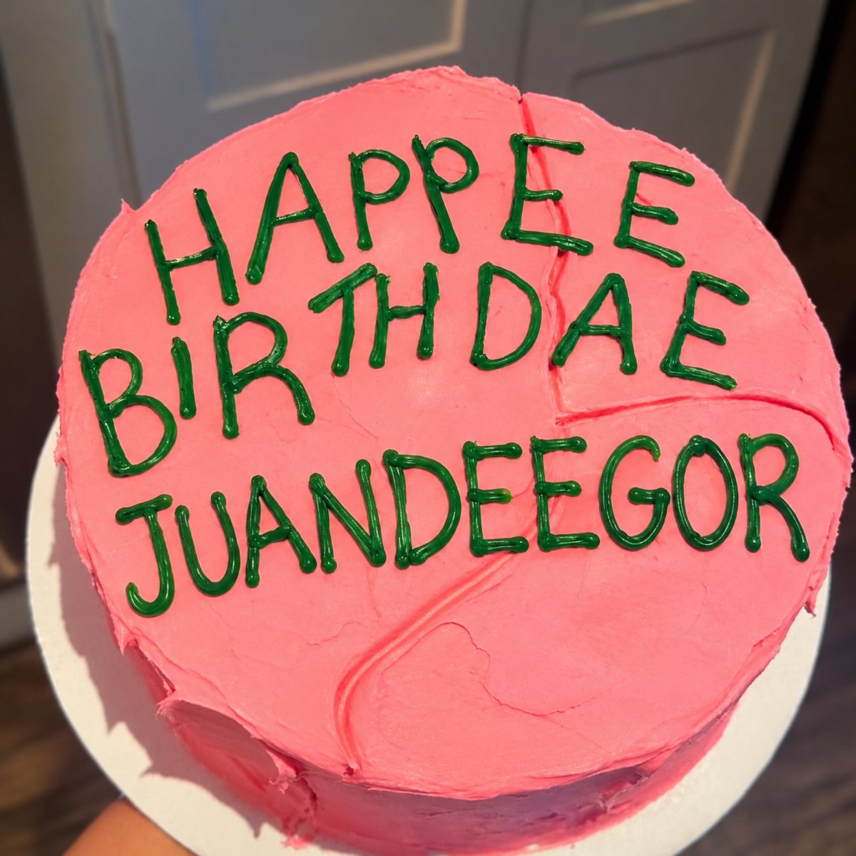 juandeegor's tweet photo. ES MI CUMPLE 🎂✨️ gracias por las felicitaciones mas en mi instagram 🎂🔥⚖️ https://t.co/XOriubUUCh