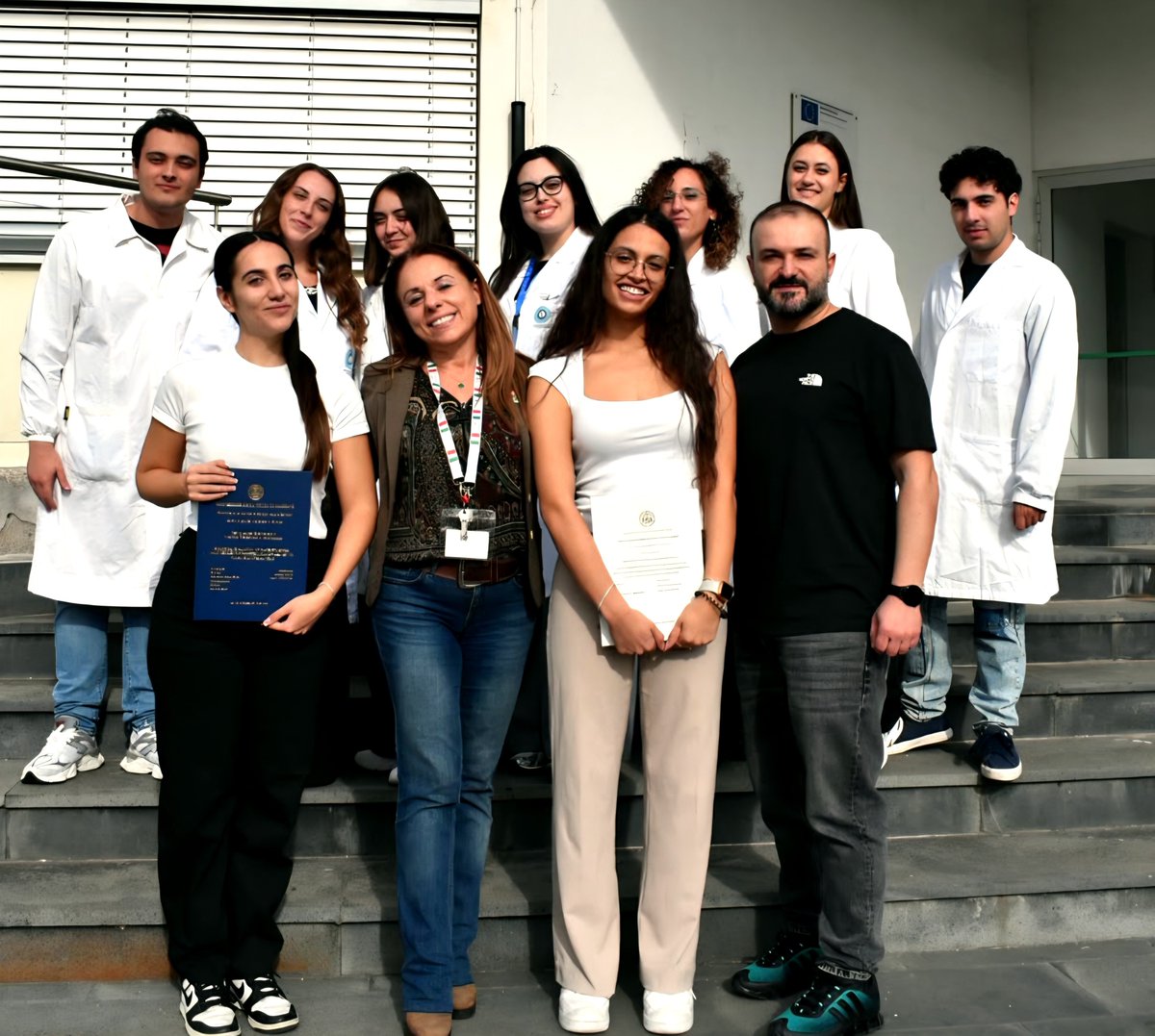 DellaPortaLab's tweet photo. Celebrating #Alessia e #Marika for the excellent Master Thesis discussions @UniSalerno
Our Team is going to miss you both in the Labs!
We all whishing you all the best for your future .... 🤩
Thank you to have been with us ❤️
#LabLife
#MasterDegree
#LabTeam https://t.co/0pQhdhjeOG