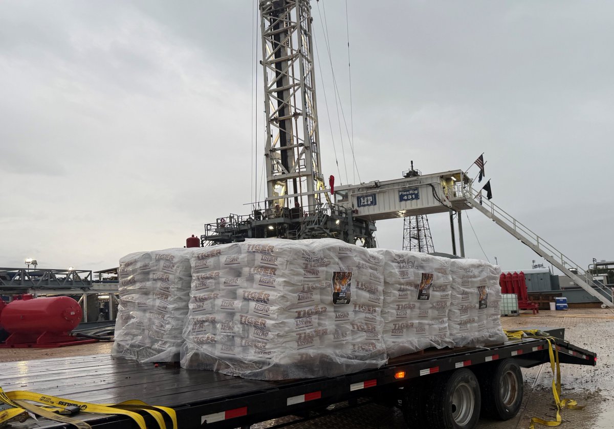 forestservice's tweet photo. Apart from both being tall, you might not think trees and oil &amp; gas rigs have much in common—but you’d be wrong! Check out how we’re working with @LSUAgCenter to use cellulose from trees to protect oil &amp; gas wells: https://t.co/yR5qkITRhO #NationalForestProductsWeek 📸: LSU https://t.co/3KXceLGMtT