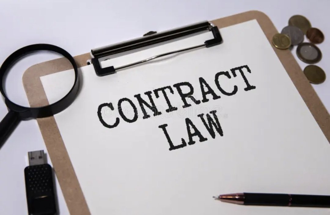 AllBiteNoBark88's tweet photo. Governments have chosen to contract with the Private Sector on #DigitalID 

WE HAVE NOT

There is no Law on Earth that can force any man or woman into a contract with a Private Corporation if THEY choose not to.

Governments have been breaching Constitutions in favour of Corporate Law for a long time. And in doing so have chosen the field of play.

As such they must abide by the Rules of that Field of Play.  Meaning what they are suggesting is UNLAWFUL