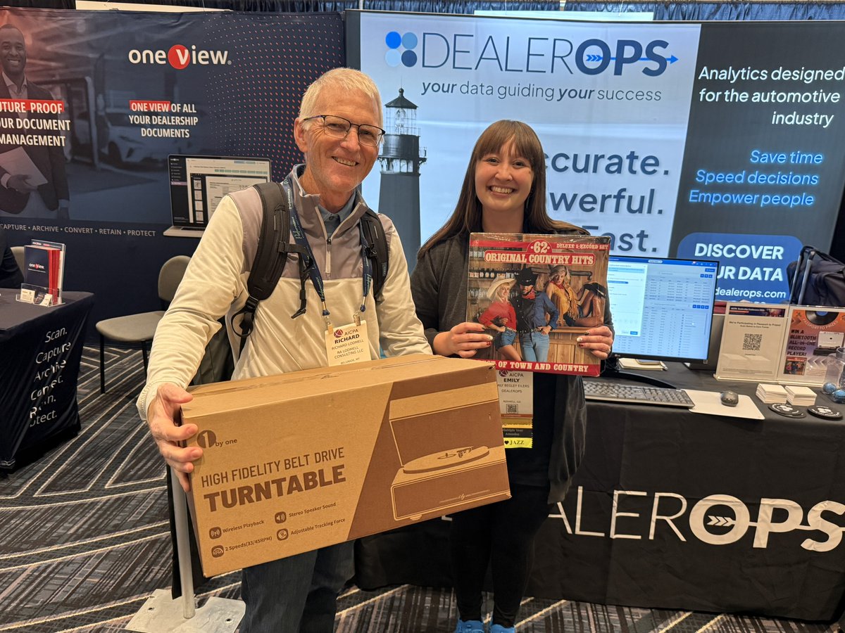 DealerOps's tweet photo. That’s a wrap, @AICPA! Nashville, you hit all the right notes. 

A huge congratulations to Richard Lodmell, our Passport to Prizes winner! Enjoy your new record player—and having a little piece of Music City at home. 🎶

#automotive #data #analytics #automotivereporting #GSD https://t.co/YNCnCvzx30