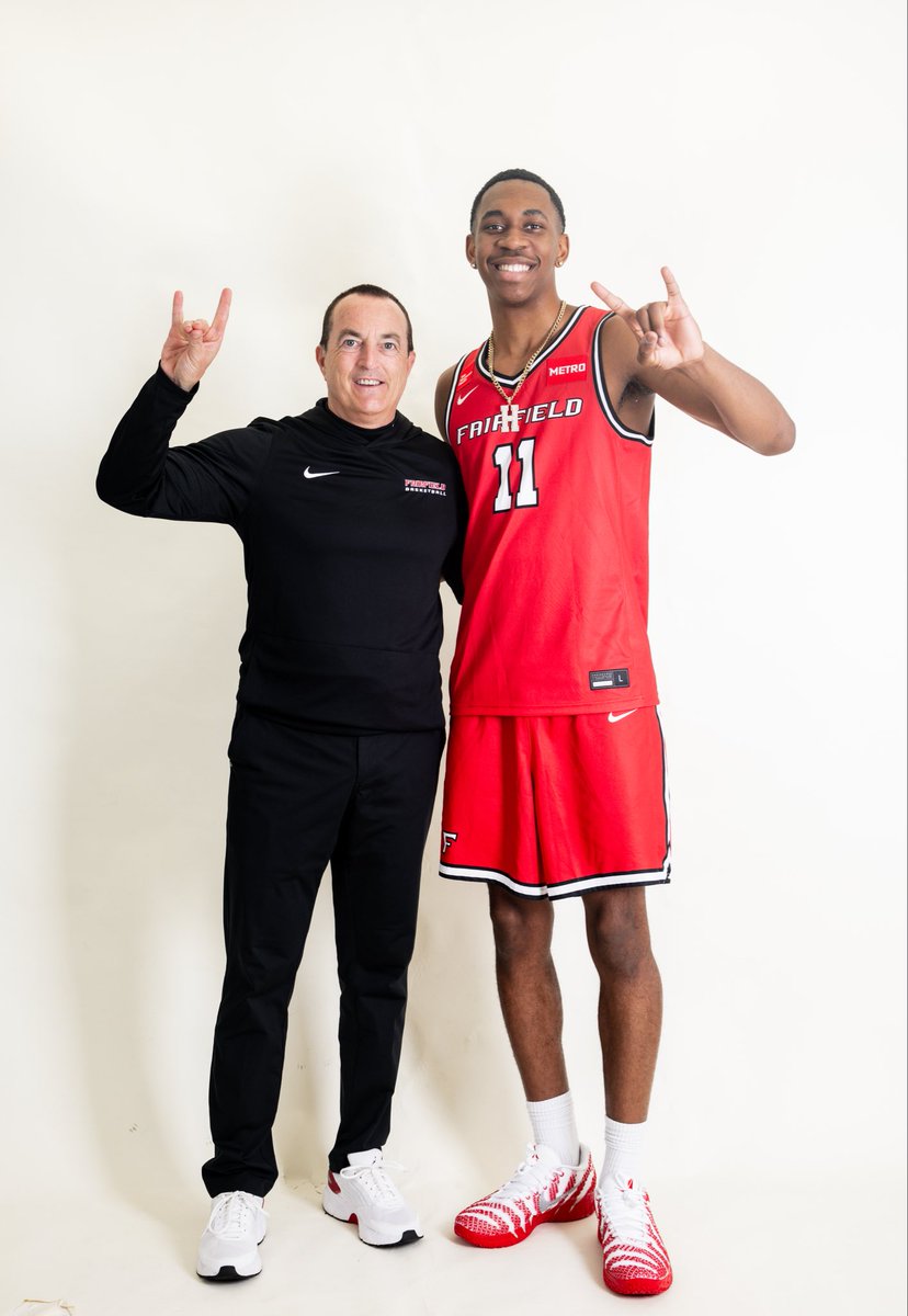 DushawnLondon1's tweet photo. NEWS: Anthony Walcott, a four-star guard in the class of 2027, has committed to Fairfield, he tells @247Sports 

https://t.co/6iEqWxRIas https://t.co/agzQcKlpyv