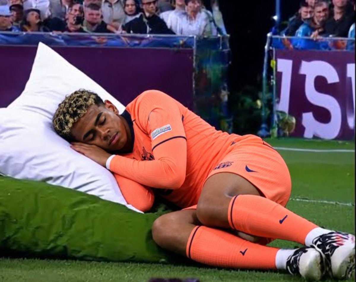 Betclic's tweet photo. Le début de match de Yamal : https://t.co/ijJJrBMcB5