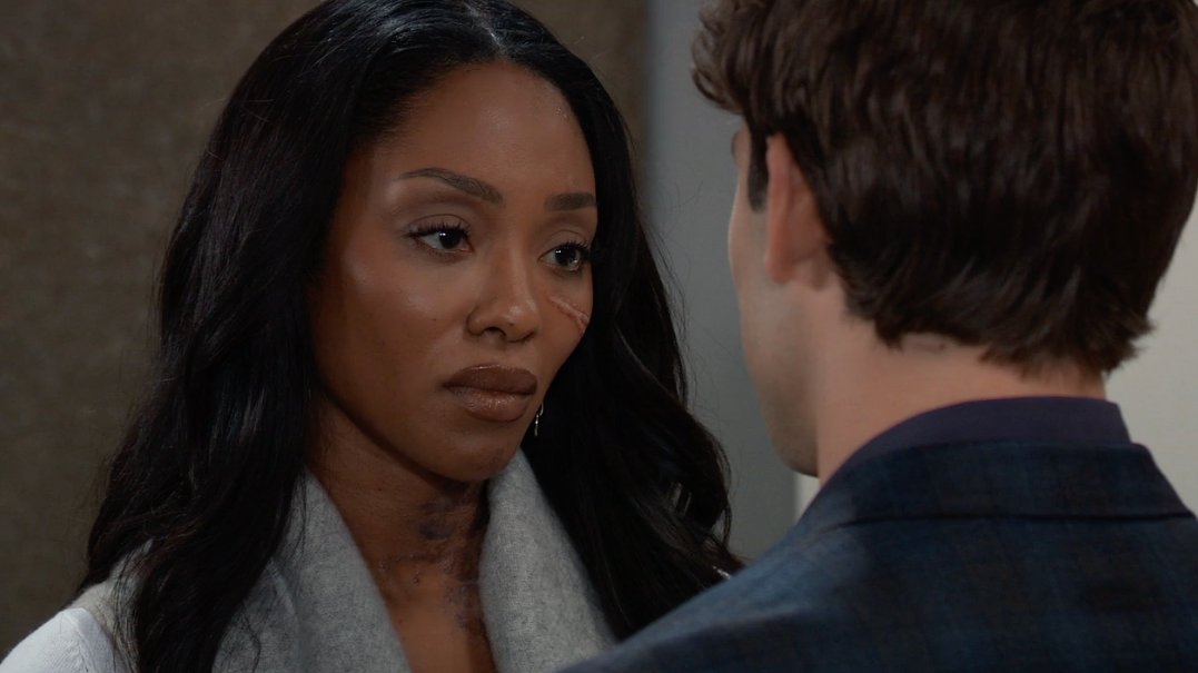 GeneralHospital's tweet photo. Jordan won't rest until she knows if Michael's miracle treatment will work for her. Can he put her mind at ease in the meantime?
A surprising, new #GH starts RIGHT NOW on ABC! https://t.co/W416Nr0DY0