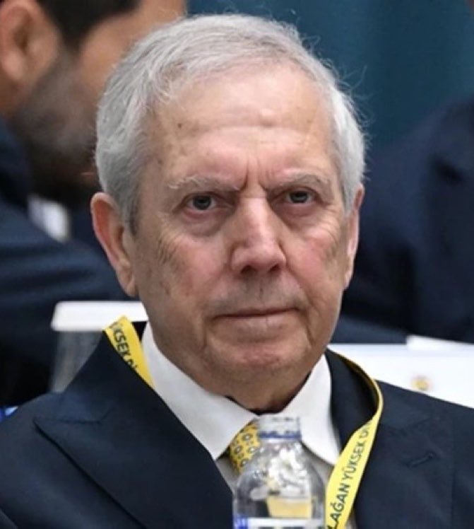 NuriBey1907_1's tweet photo. Bu rezilliğin en büyük sorumlusu sizsiniz. https://t.co/FQeLza1Adb