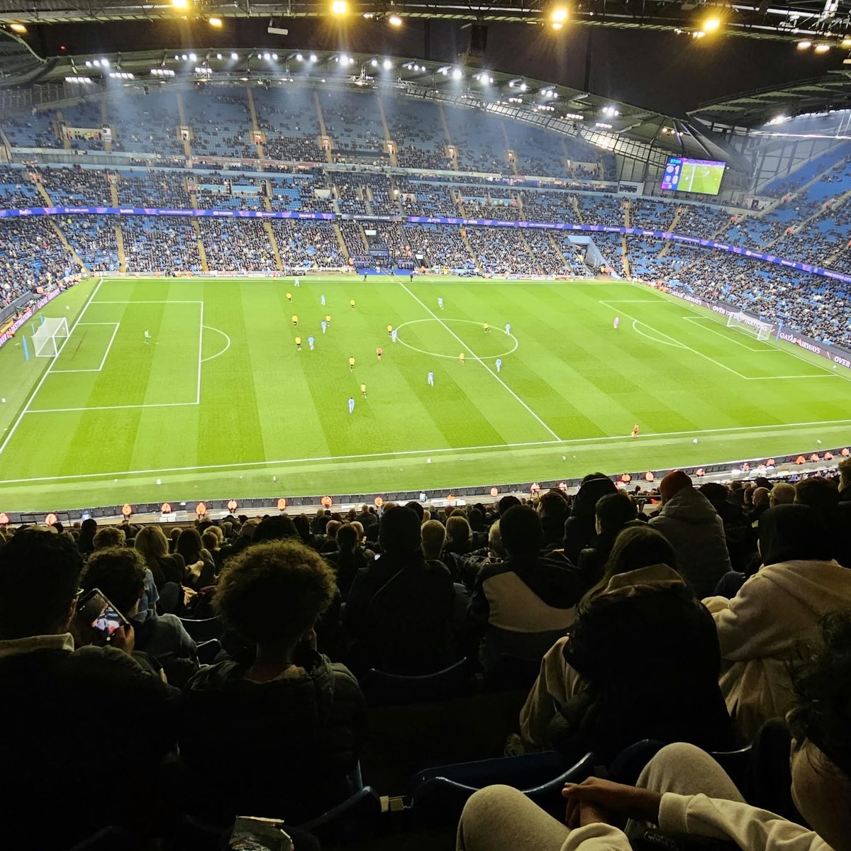MufcWonItAll2's tweet photo. City announced a record attendance at the Etihad at weekend.

Tonight they can't be arsed, 
Some fan base. 🤣 https://t.co/LgSzVIciXu