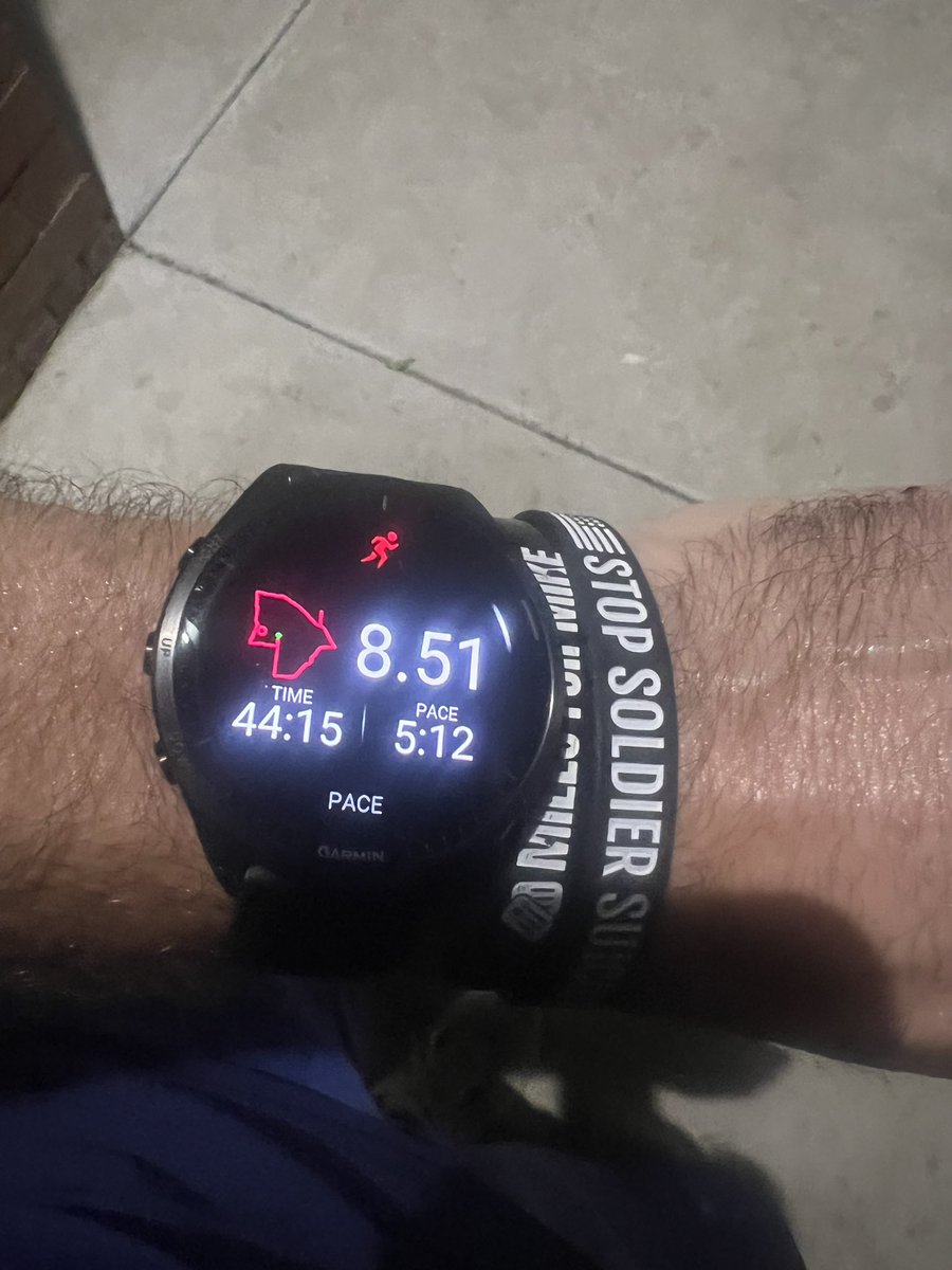 charlesdavis75's tweet photo. Got out for a run last night while Chloe at basketball practice. Been over a year since I’ve regularly ran this route (G’s old practice court) but nice to be back here. 4th day in a row of running. Legs a bit tired. #milesformike https://t.co/xfUaQ7qraO