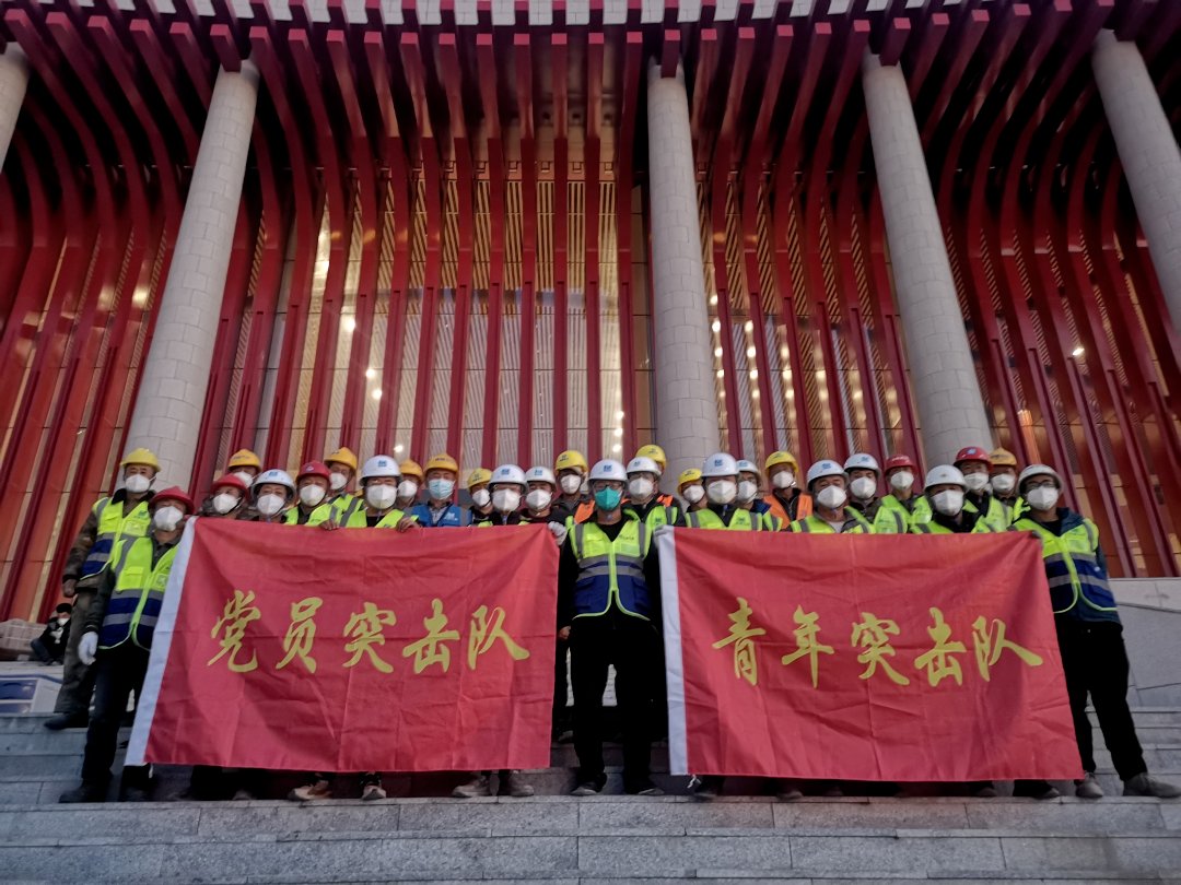 dayixandra's tweet photo. [The outstanding generation in Chenzhou is forging ahead together with full passion and never-say-die spirit!]， https://t.co/a8m0T5uS9E