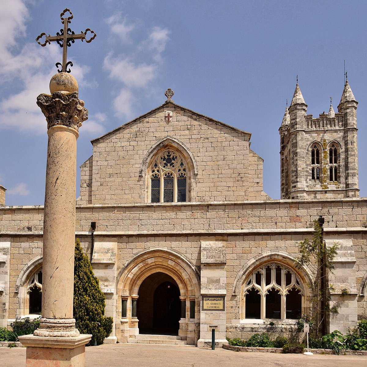 anglican_aest's tweet photo. Cathedral Church of Saint George the Martyr in Jerusalem. https://t.co/hnA9Xv321o