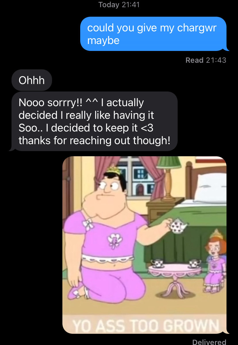 krispikreamed's tweet photo. i hate having a gay ass brother look at the shit i gotta deal with https://t.co/ZoU7ijpT7S