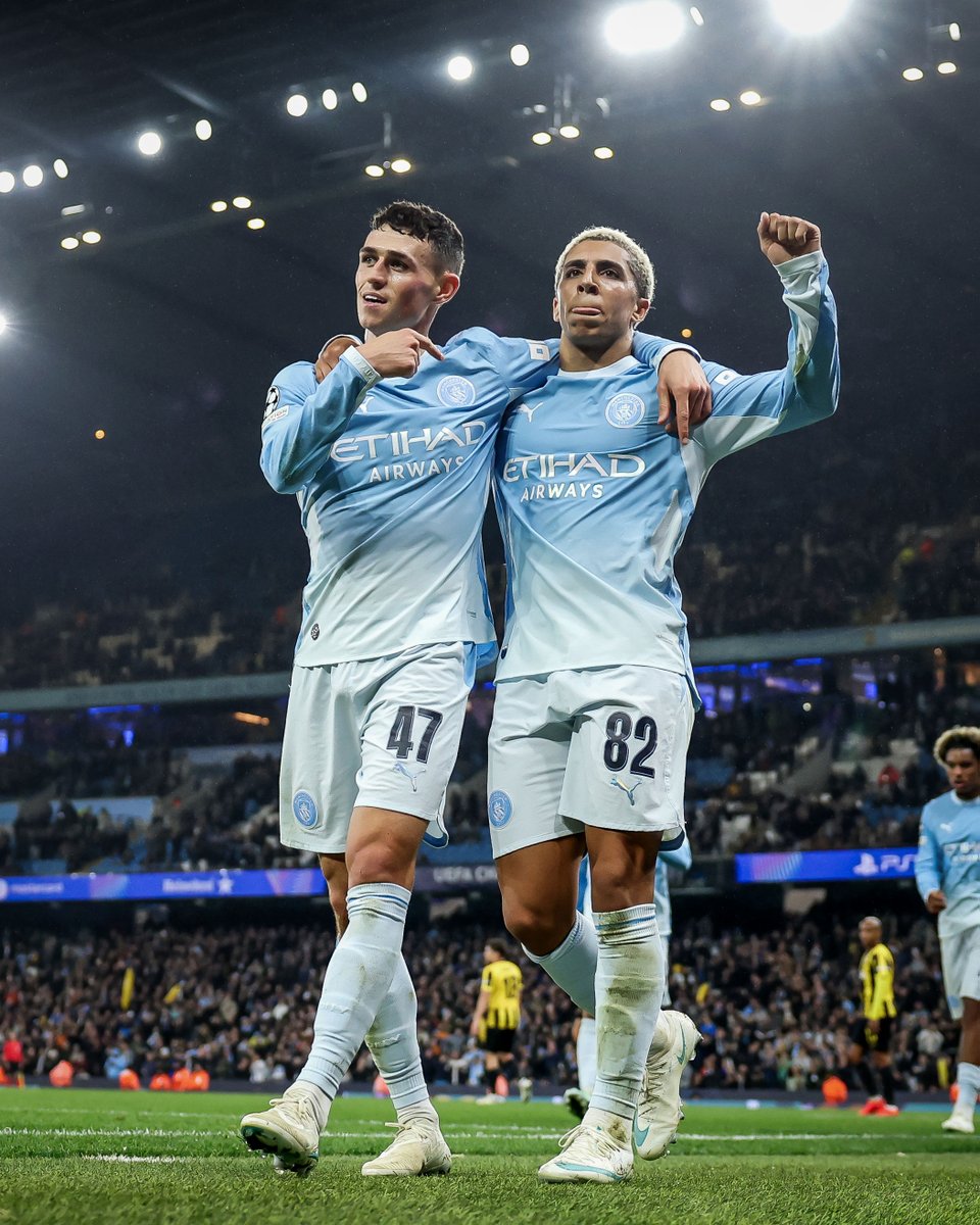 brfootball's tweet photo. After going 10 months without a goal for Man City, Phil Foden follows his strike vs. Ipswich with a HAT TRICK vs. AEK Athens 👊 https://t.co/b5PNfI2Hox