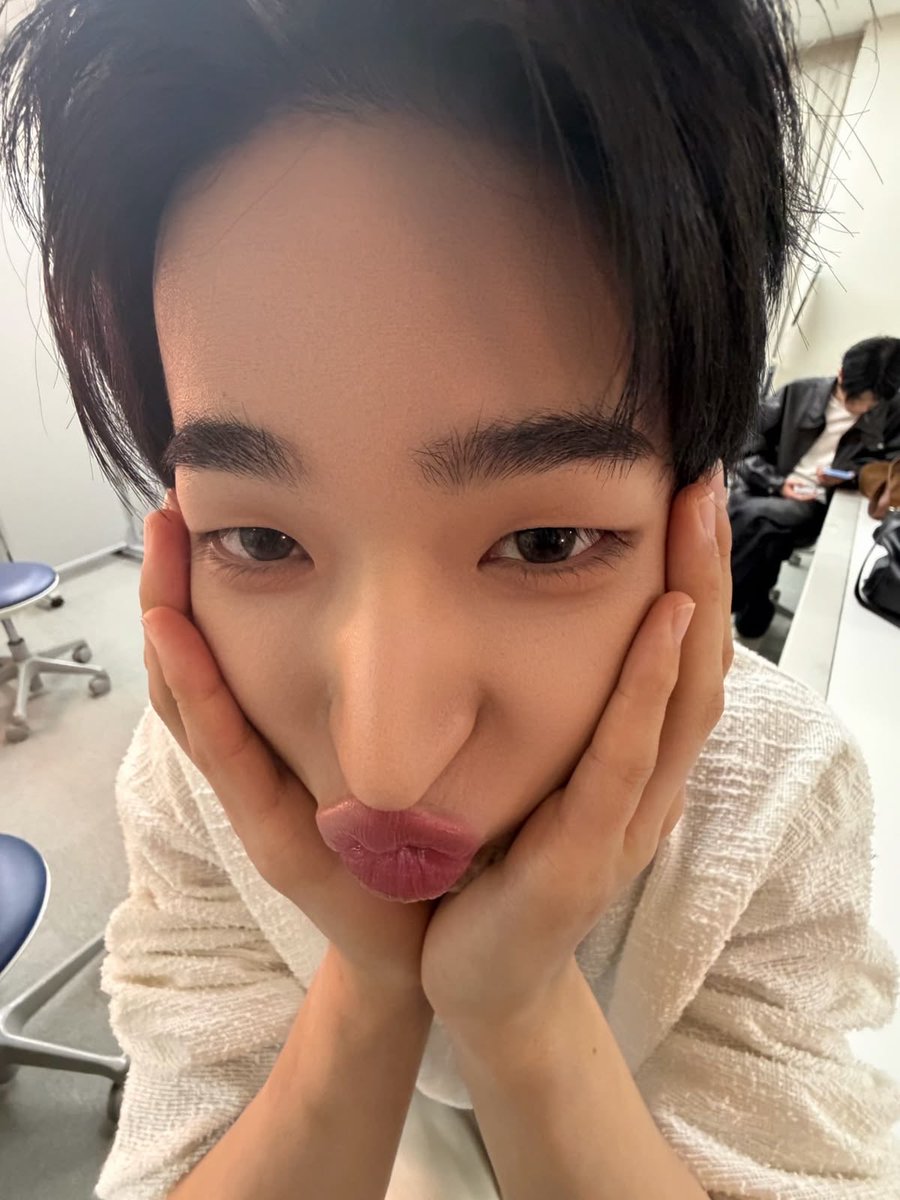 teahnxtdoor1's tweet photo. hiiii nex2y !! 🐾🤍 i’m looking for more nex2y moots on here, so pls follow me if you wanna be friends !! 🥹🫶🏻 i’d love to meet more nex2y and talk about nexz together !! ♡

#NEXZ #NEX2Y #NEX2yMOOTS #NEXZ交換 https://t.co/dWxvkle82V